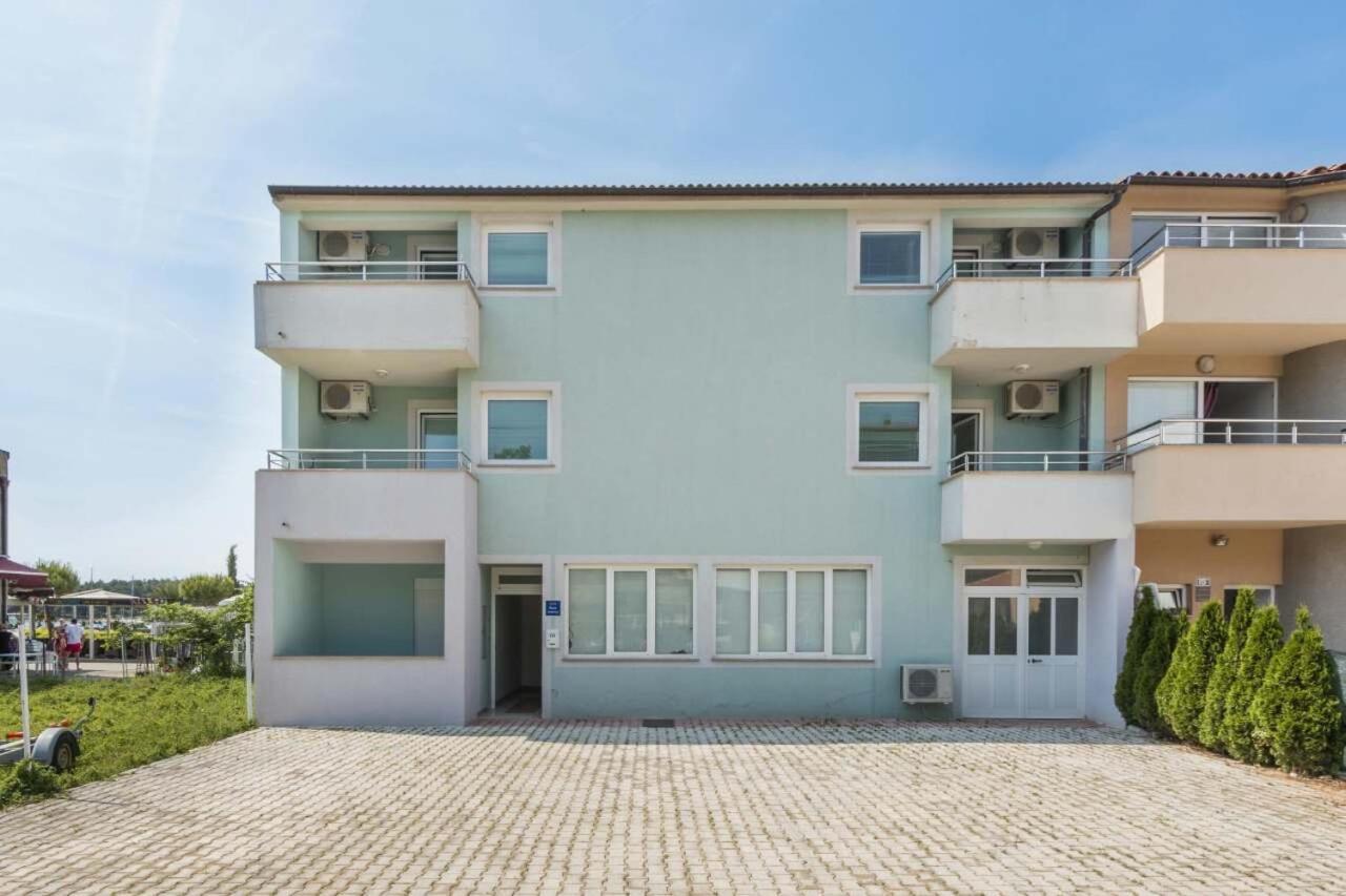 Apartments Riva Medulin Kültér fotó