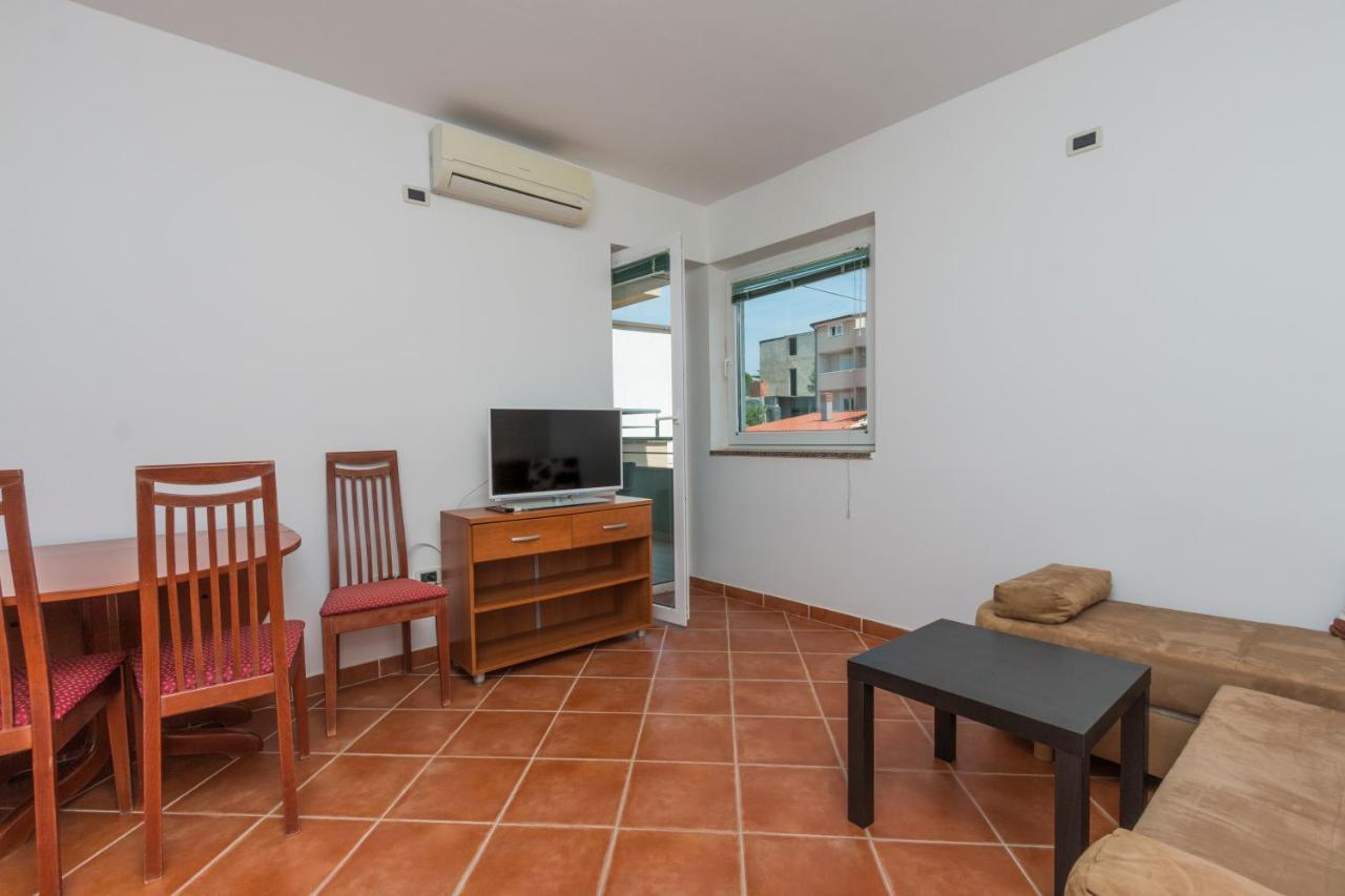 Apartments Riva Medulin Kültér fotó