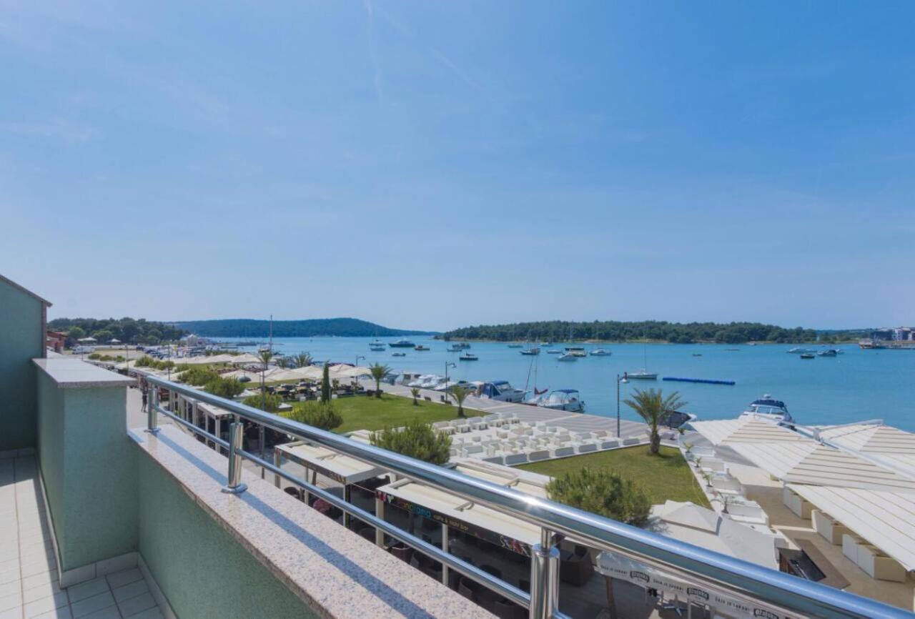 Apartments Riva Medulin Kültér fotó